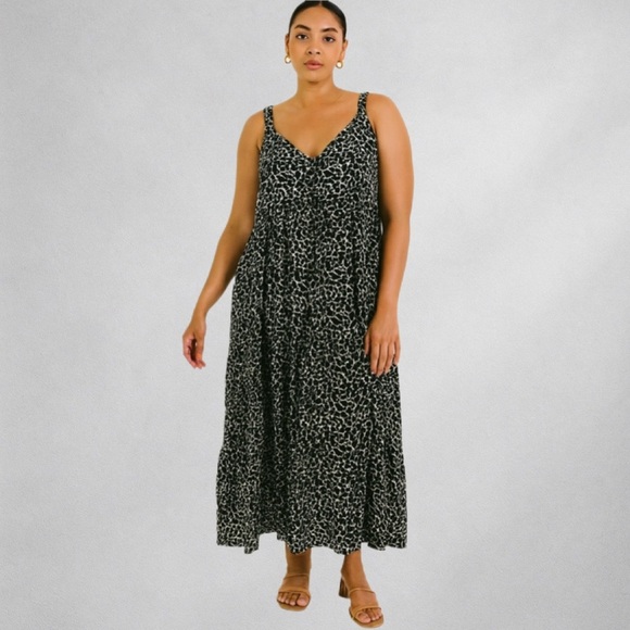 Joie Dresses & Skirts - Joie Limited Edition Dress Large Black & White Floral  Maxi Retail 248